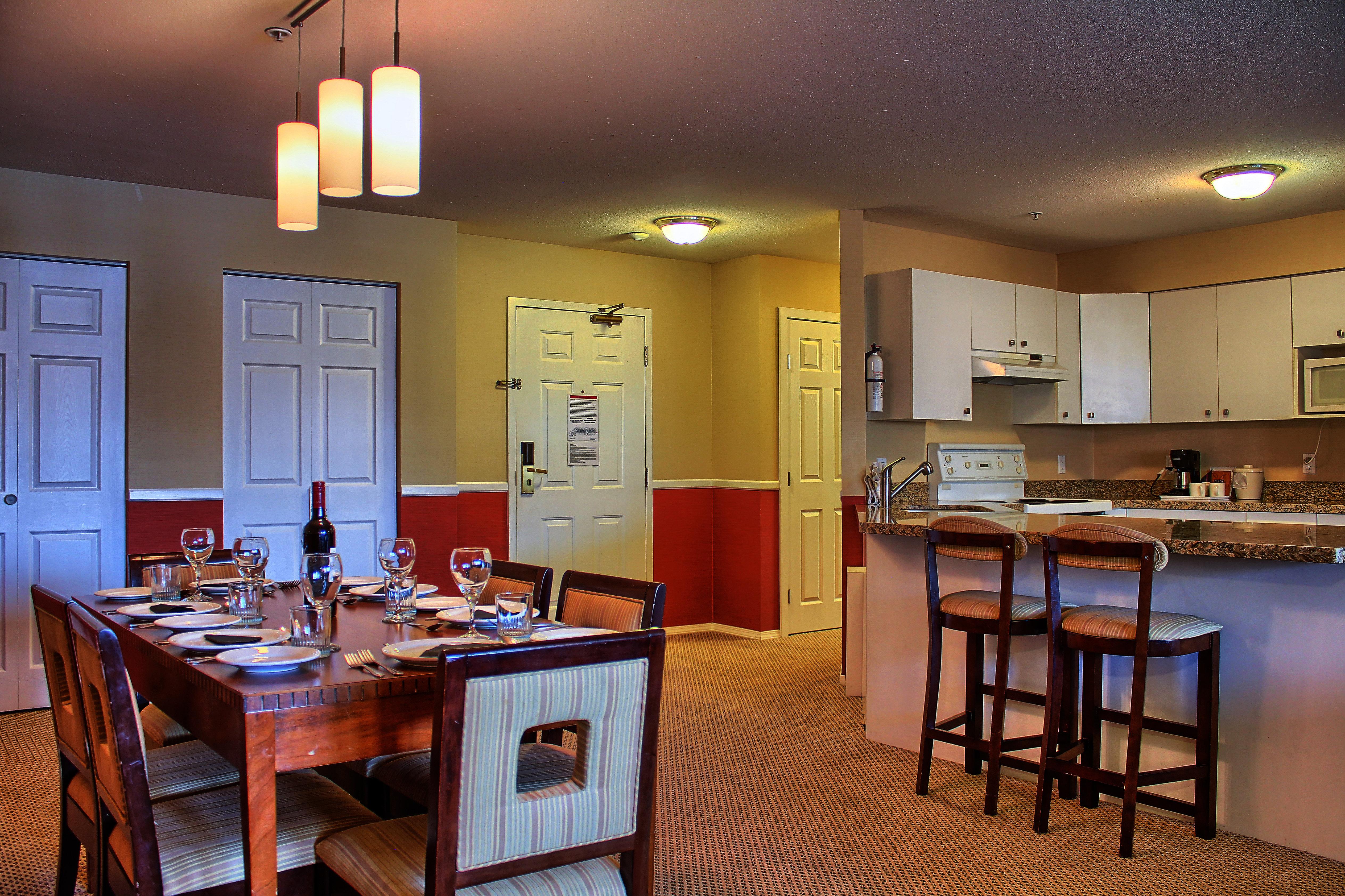 Holiday Inn Hotel & Suites Osoyoos By Ihg Екстериор снимка