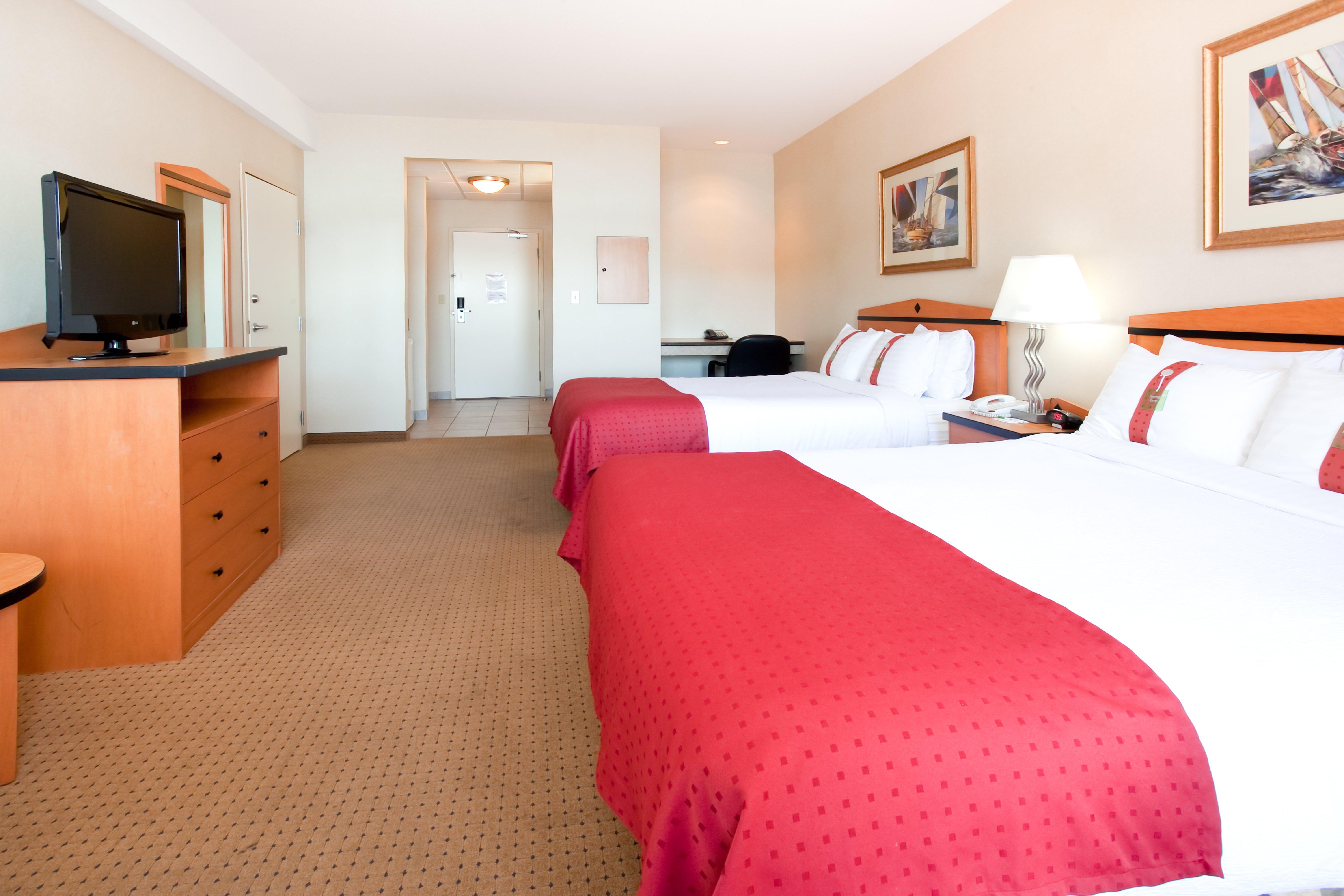 Holiday Inn Hotel & Suites Osoyoos By Ihg Екстериор снимка